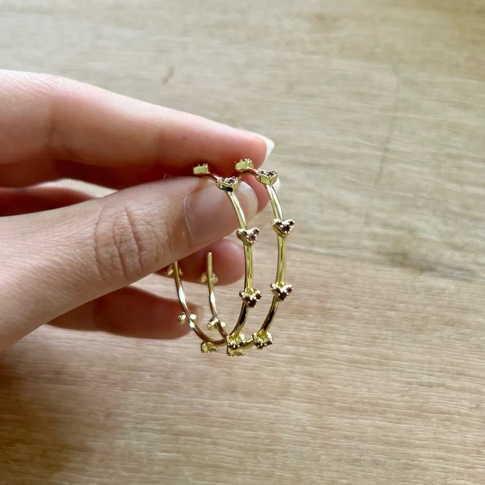 Kendra Scott Haven Heart Hoop Earrings in Pink Crystal - Picture 5 of 6